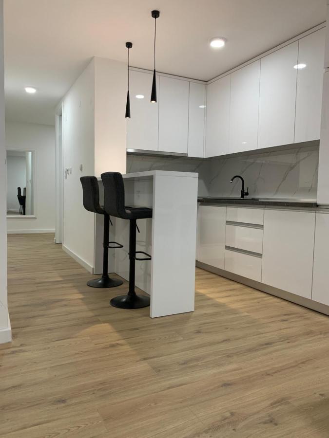 Central Аpartment Foca With Garage 外观 照片