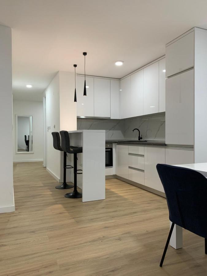 Central Аpartment Foca With Garage 外观 照片